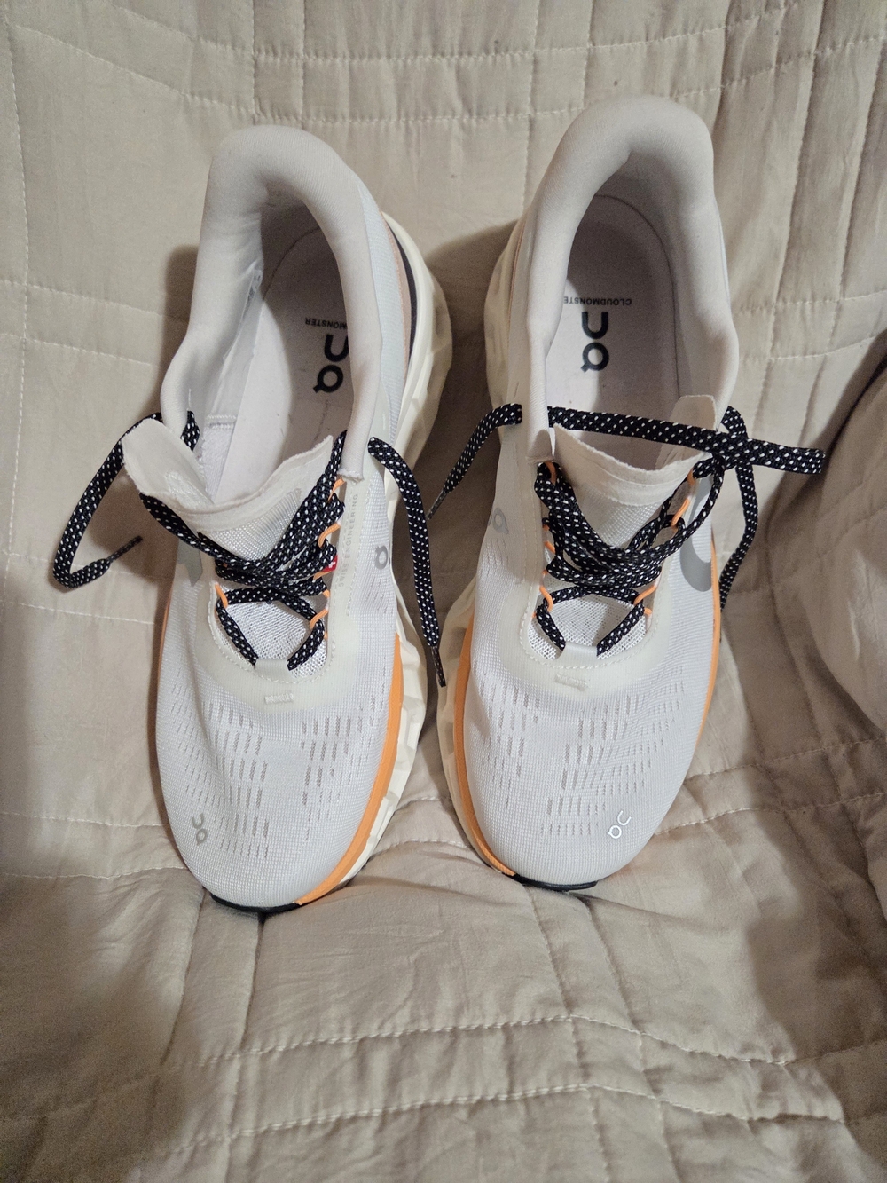 On Women's Cloudmonster Sneakers

Road Running Shoes
